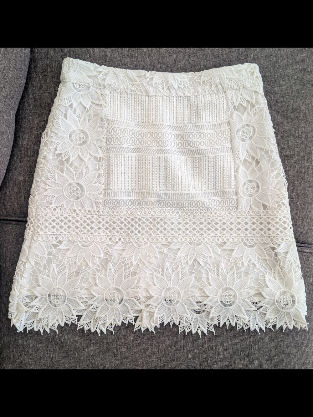 Topshop White Lace Floral Mini Skirt